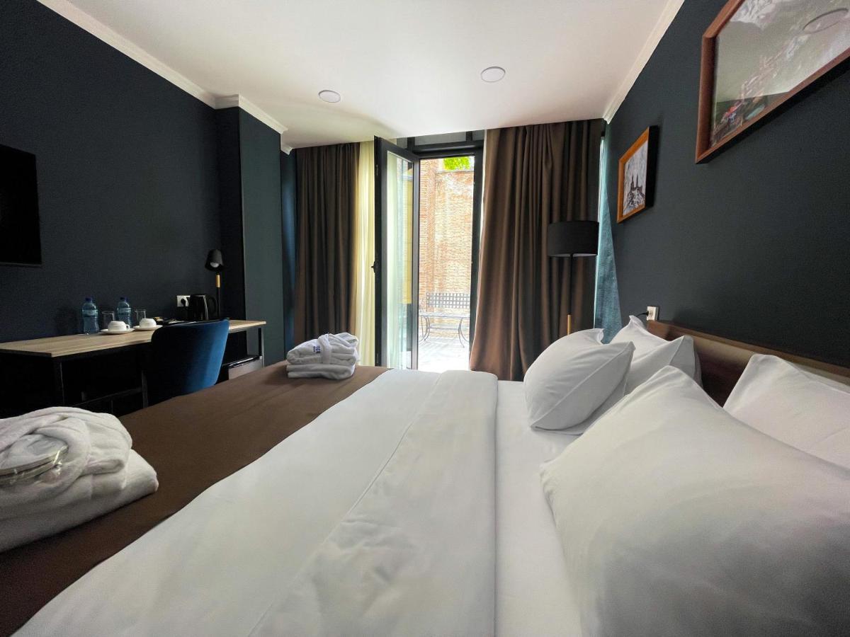Bricks Hotel 第比利斯 外观 照片