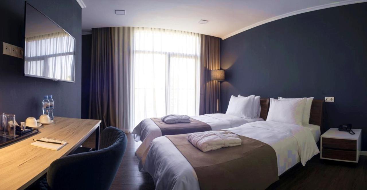 Bricks Hotel 第比利斯 外观 照片