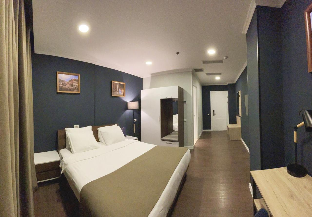 Bricks Hotel 第比利斯 外观 照片