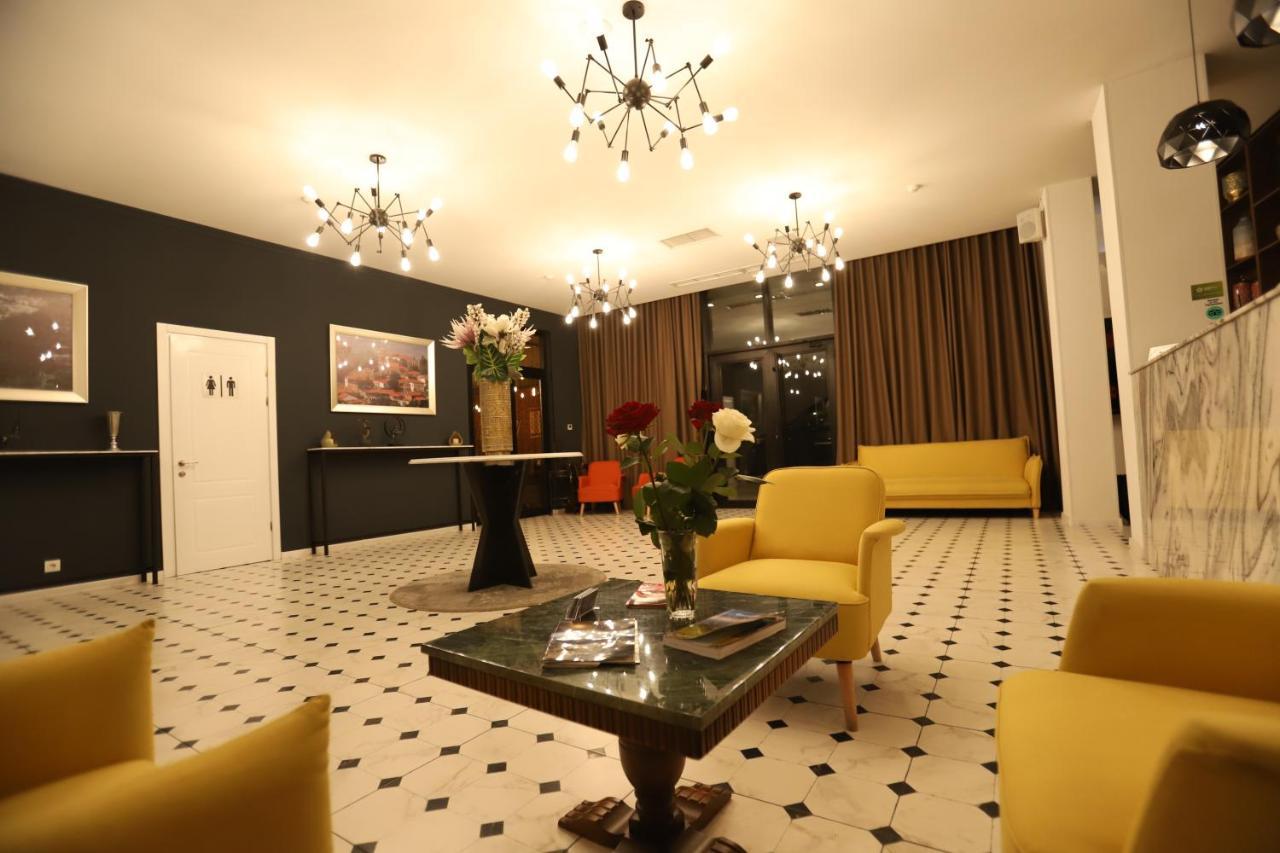 Bricks Hotel 第比利斯 外观 照片