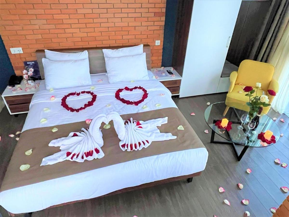 Bricks Hotel 第比利斯 外观 照片