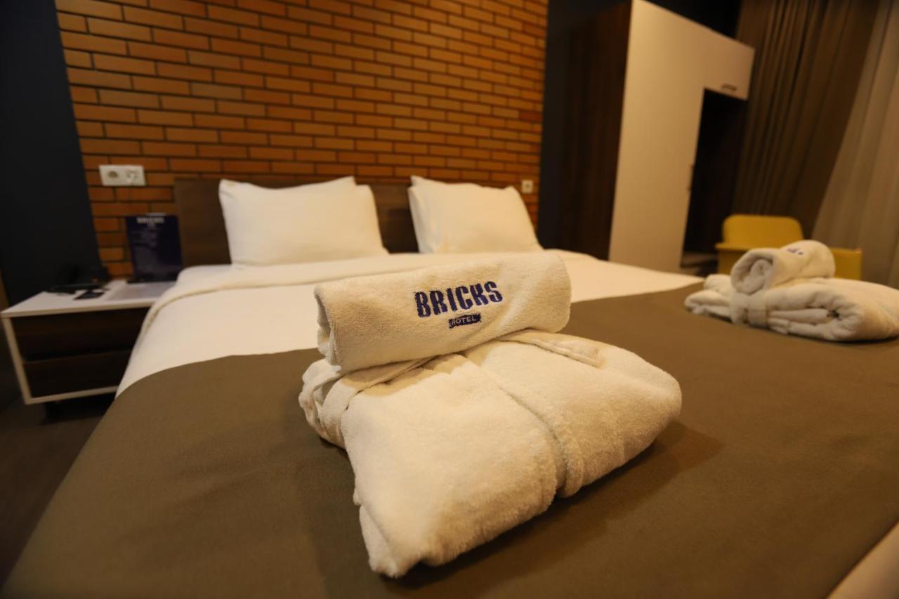 Bricks Hotel 第比利斯 外观 照片